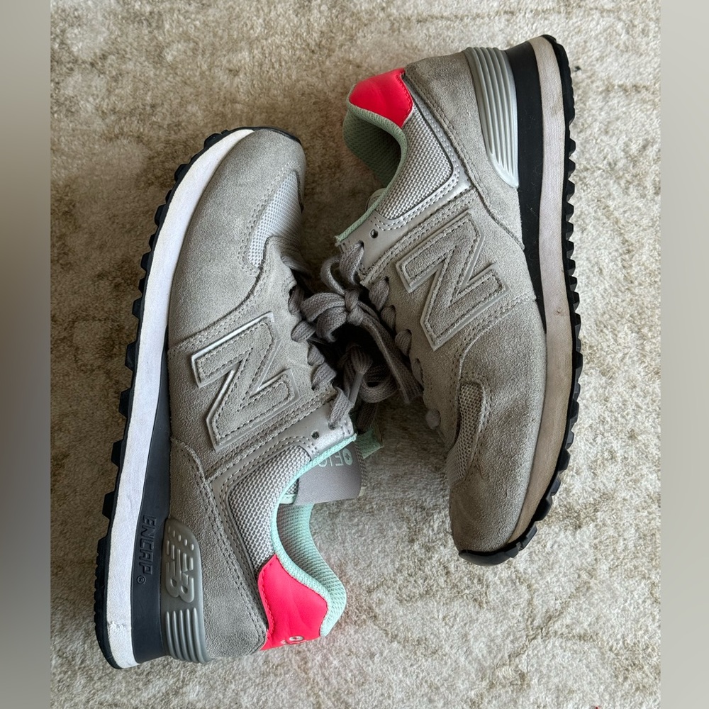 FIGS x New Balance 574